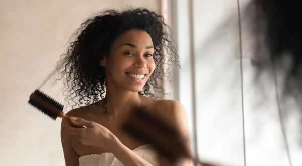 3 reasons why hair loss is different for darker skin tones—and what you can do about it, say these experts